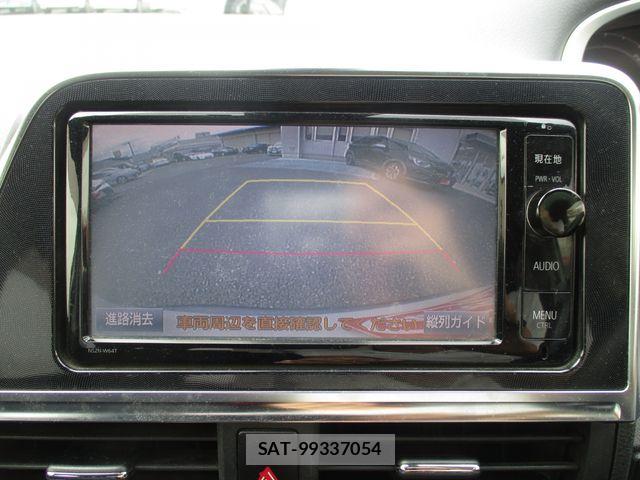 Toyota SIENTA 2015-10 8666916-16
