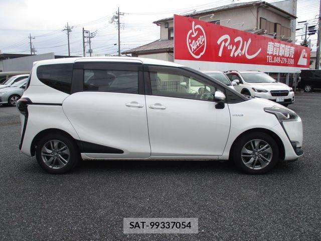 Toyota SIENTA 2015-10 8666916-5