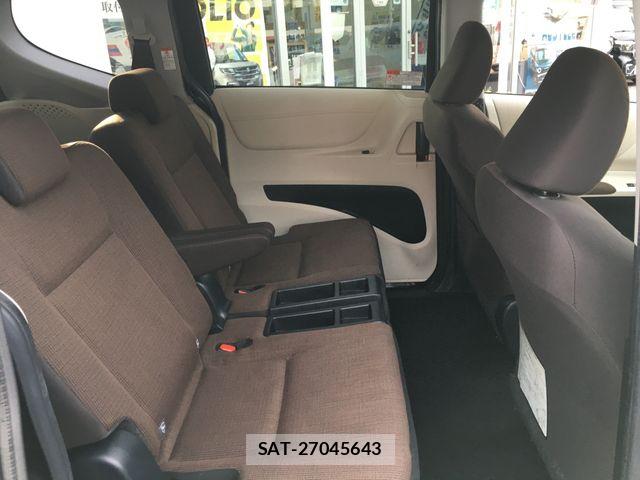 Toyota SIENTA 2017-06 8661596-13