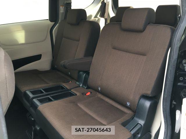 Toyota SIENTA 2017-06 8661596-19