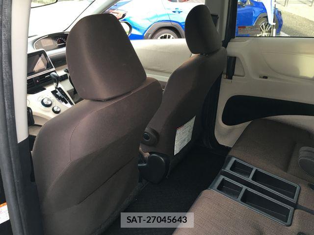 Toyota SIENTA 2017-06 8661596-21