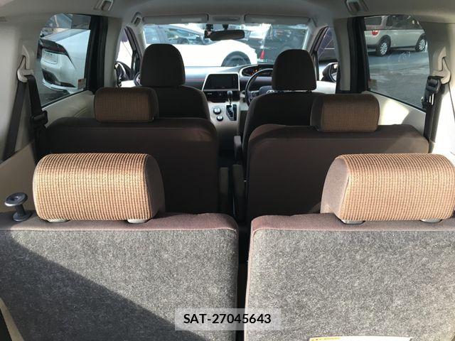Toyota SIENTA 2017-06 8661596-24
