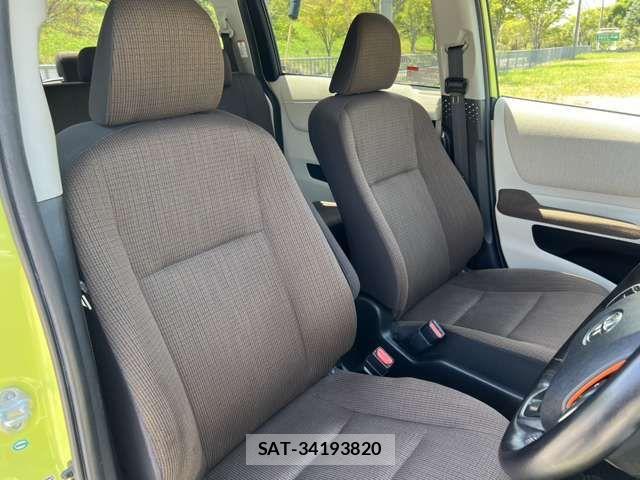 Toyota SIENTA 2016-09 8661588-8