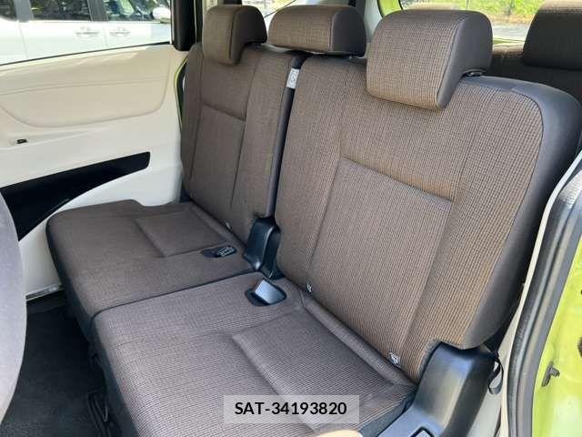 Toyota SIENTA 2016-09 8661588-11