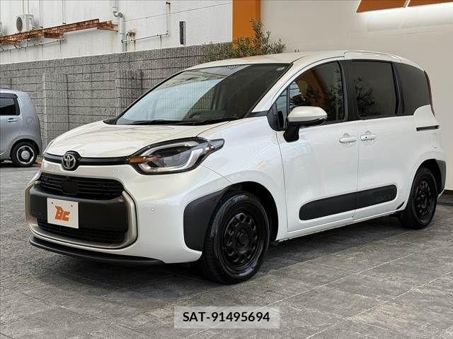 Toyota SIENTA 2026-01 8661580-9