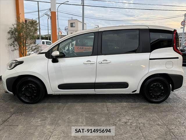 Toyota SIENTA 2026-01 8661580-10
