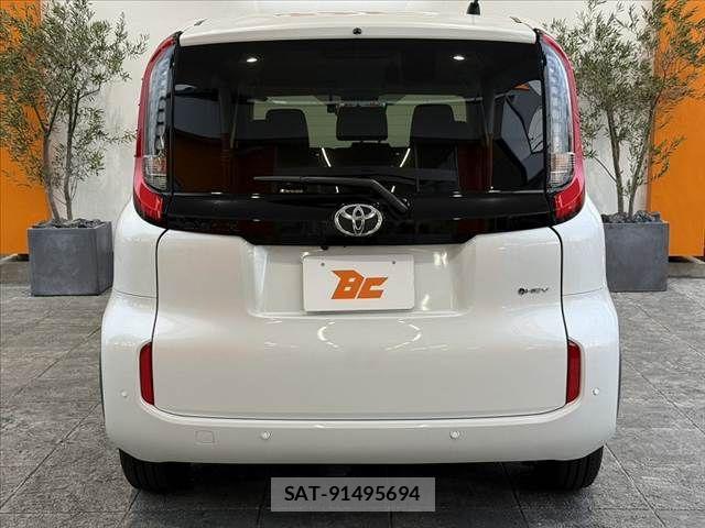 Toyota SIENTA 2026-01 8661580-13