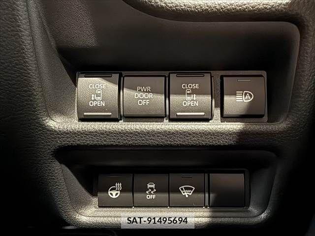 Toyota SIENTA 2026-01 8661580-6