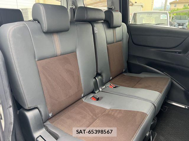 Toyota SIENTA 2022-01 8661585-11