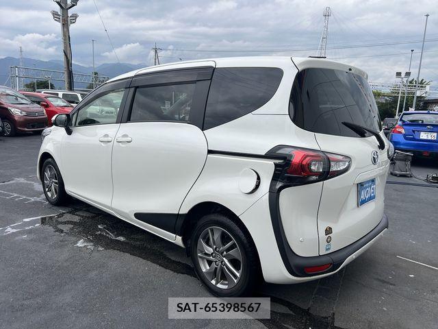 Toyota SIENTA 2022-01 8661585-5