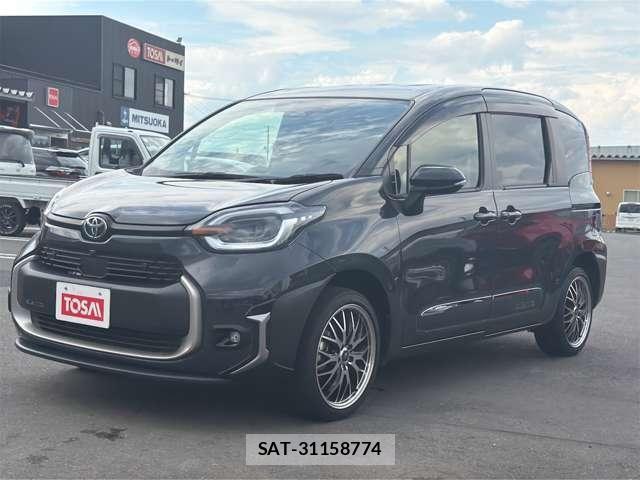Toyota SIENTA 2023-07 8661582-23