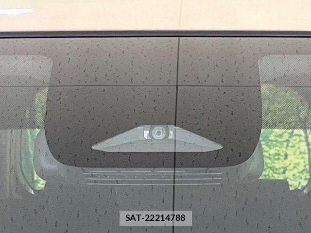 Toyota SIENTA 2024-08 8661577-2