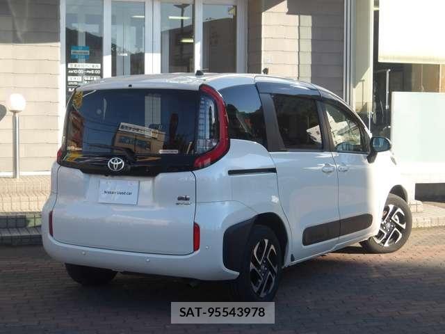 Toyota SIENTA 2024-01 8661575-1