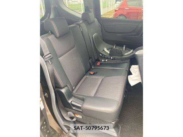 Toyota SIENTA 2018-07 8661599-18