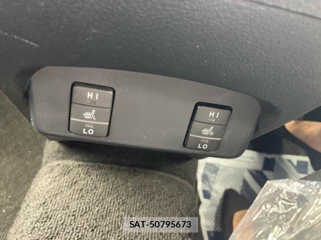 Toyota SIENTA 2018-07 8661599-19