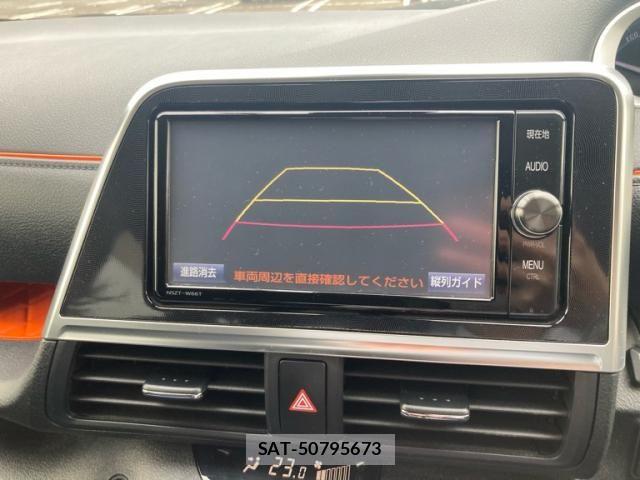 Toyota SIENTA 2018-07 8661599-24