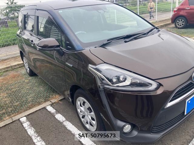 Toyota SIENTA 2018-07 8661599-3