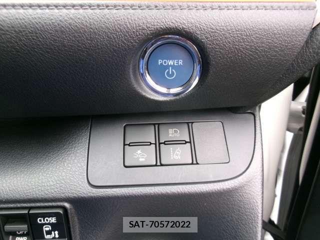 Toyota SIENTA 2020-02 8666909-13
