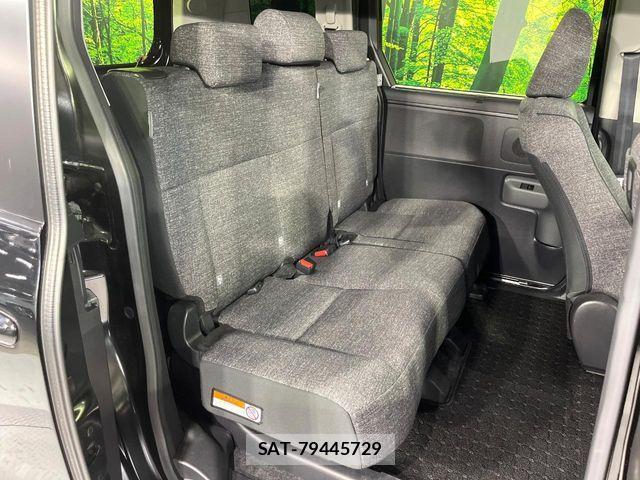 Toyota SIENTA 2024-09 8686564-8