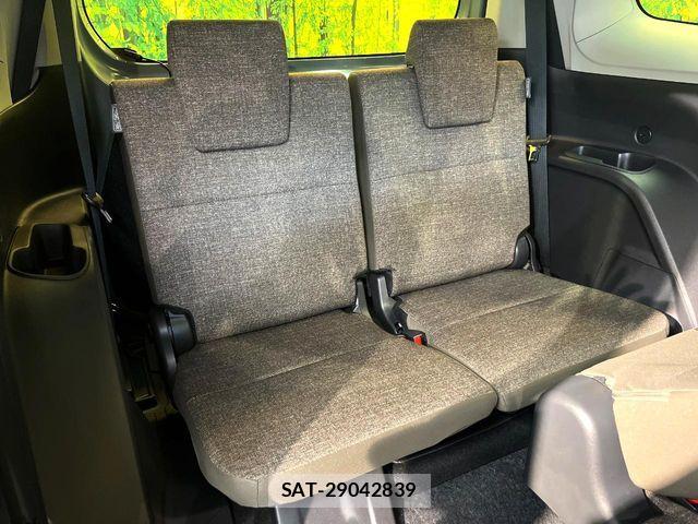 Toyota SIENTA 2023-10 8686563-10