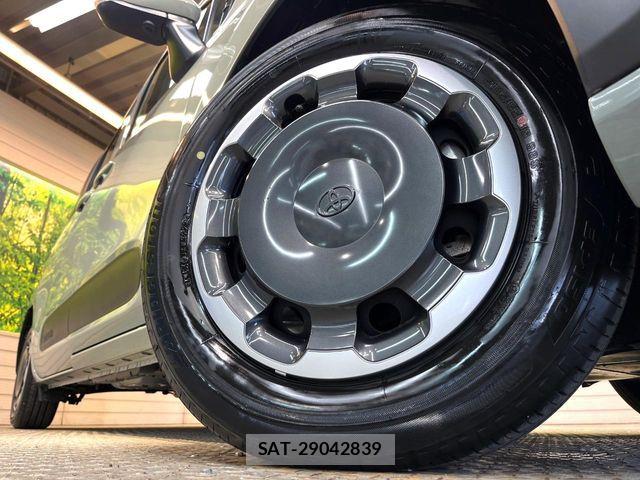 Toyota SIENTA 2023-10 8686563-13
