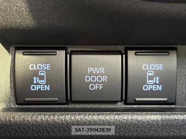 Toyota SIENTA 2023-10 8686563-4