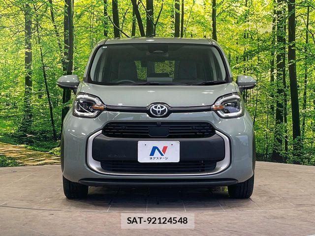 Toyota SIENTA 2023-08 8686562-14