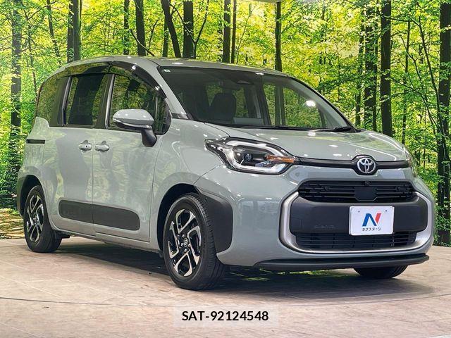 Toyota SIENTA 2023-08 8686562-16