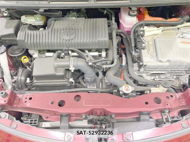 Toyota SIENTA 2021-10 8686565-17