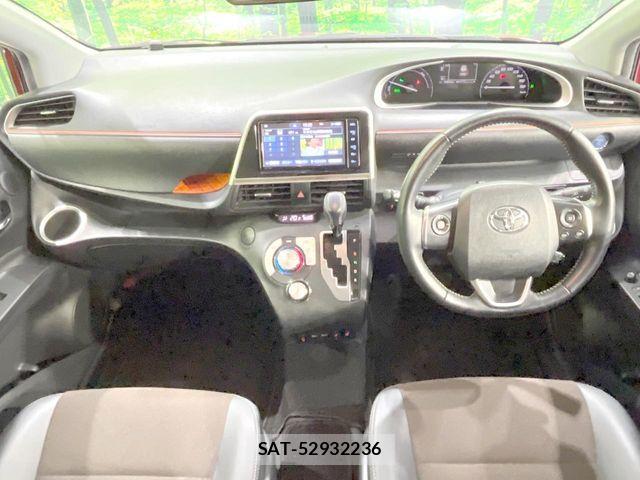 Toyota SIENTA 2021-10 8686565-1