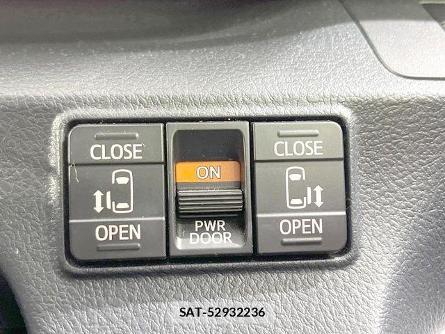 Toyota SIENTA 2021-10 8686565-5