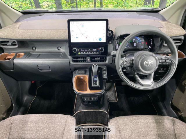 Toyota SIENTA 2025-04 8686561-1