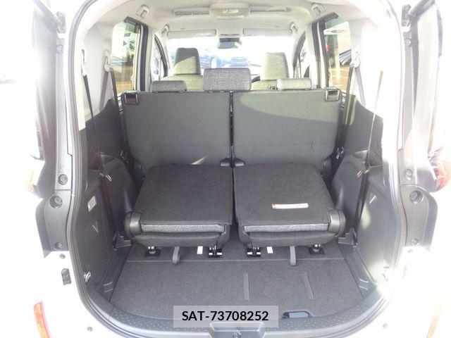 Toyota SIENTA 2022-10 8745871-12