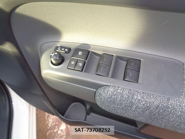Toyota SIENTA 2022-10 8745871-14
