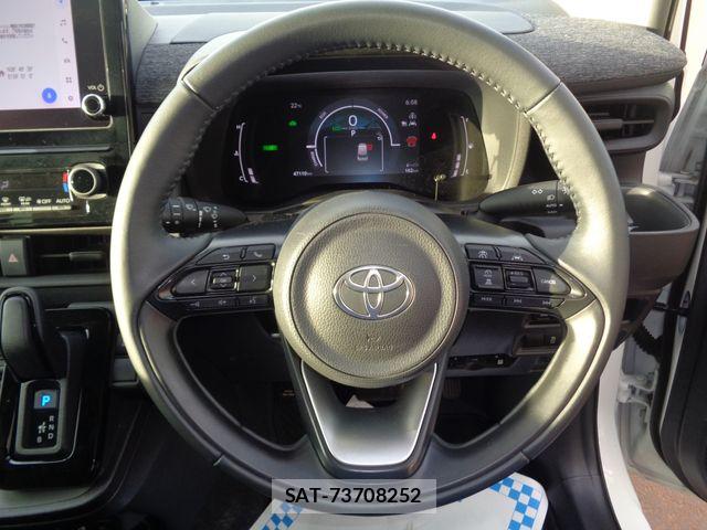 Toyota SIENTA 2022-10 8745871-16