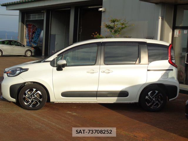 Toyota SIENTA 2022-10 8745871-4
