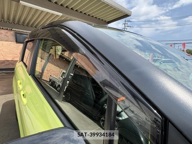 Toyota SIENTA 2021-07 8745877-11