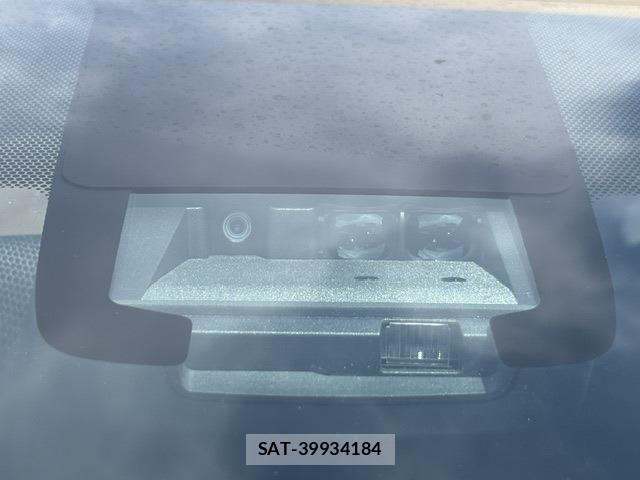 Toyota SIENTA 2021-07 8745877-16