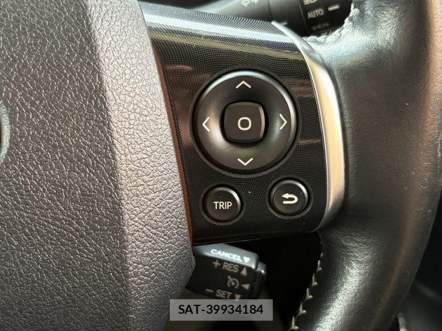 Toyota SIENTA 2021-07 8745877-26