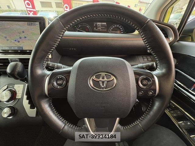 Toyota SIENTA 2021-07 8745877-27