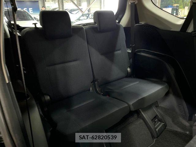 Toyota SIENTA 2017-03 8744187-9