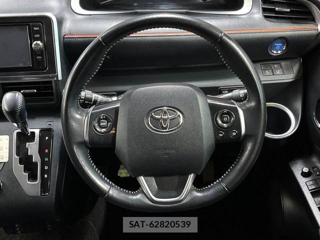 Toyota SIENTA 2017-03 8744187-10