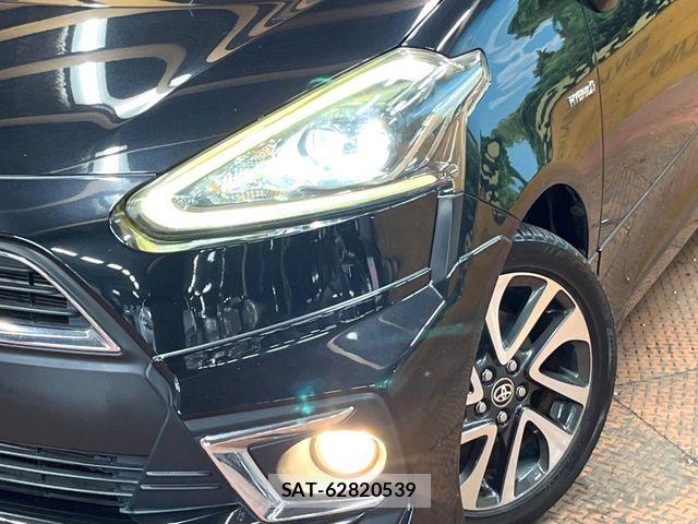 Toyota SIENTA 2017-03 8744187-11