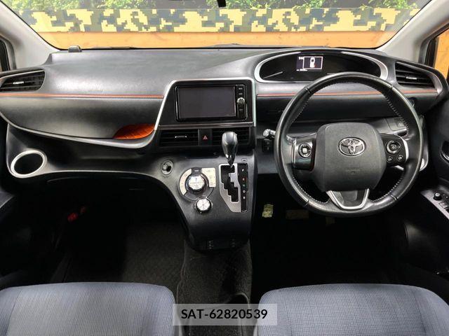 Toyota SIENTA 2017-03 8744187-1