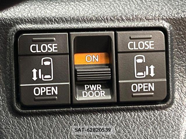 Toyota SIENTA 2017-03 8744187-5