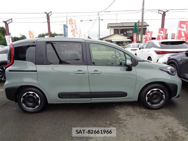 Toyota SIENTA 2024-07 8745874-3