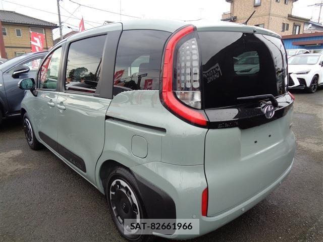 Toyota SIENTA 2024-07 8745874-5
