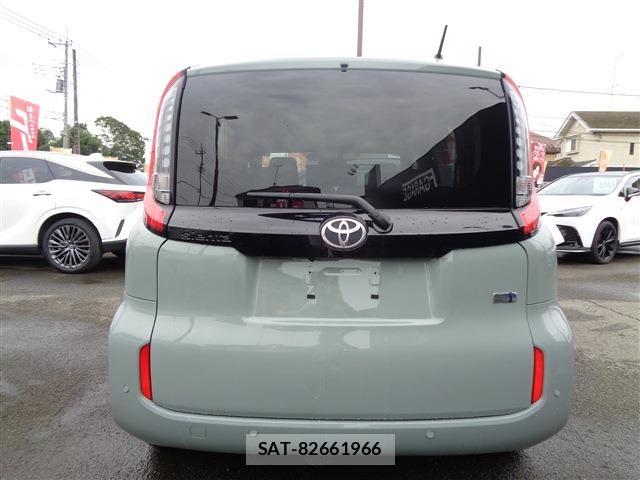 Toyota SIENTA 2024-07 8745874-6