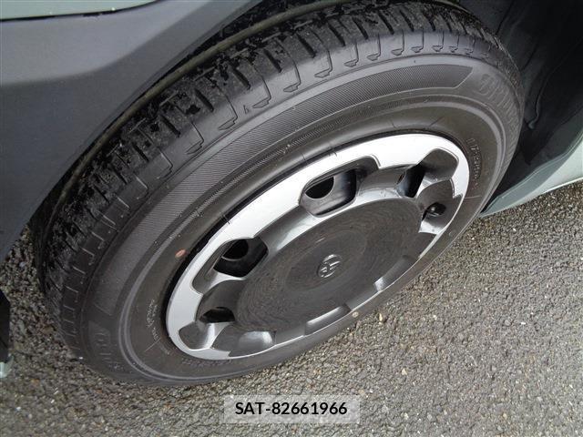 Toyota SIENTA 2024-07 8745874-8