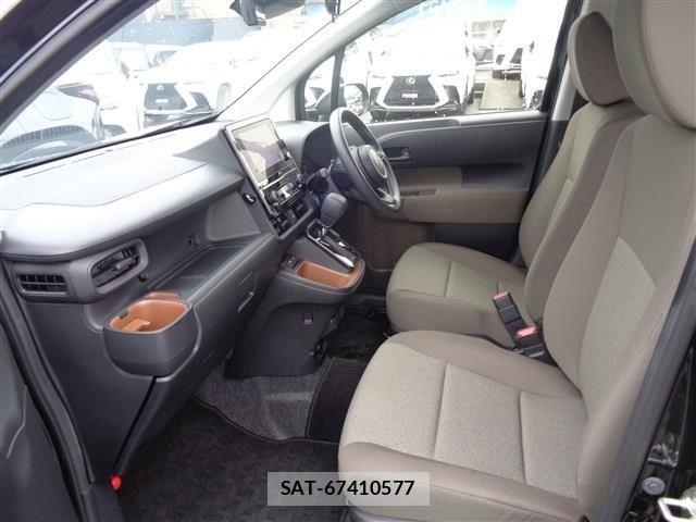 Toyota SIENTA 2023-05 8745875-10